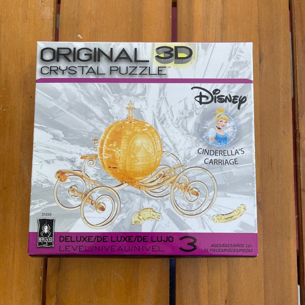 3D Cinderella’s Carriage Puzzle NWOT